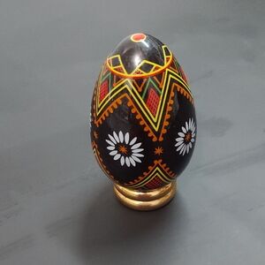 Vintage Franklin Mint 1988 Ukrainian Porcelain Egg